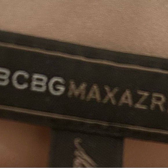 Black BCBG dress in perfect condition (worn once). - Picture 3 of 3